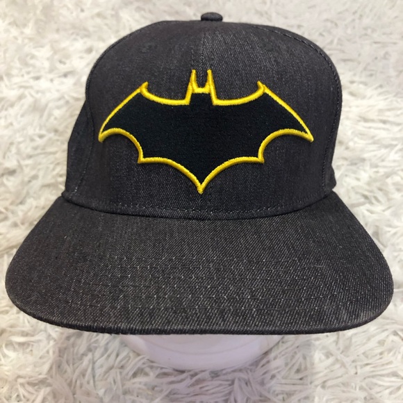 DC Comics Batman Rebirth Logo Cap Sublimated Underbill Flex Fit - Picture 1 of 10